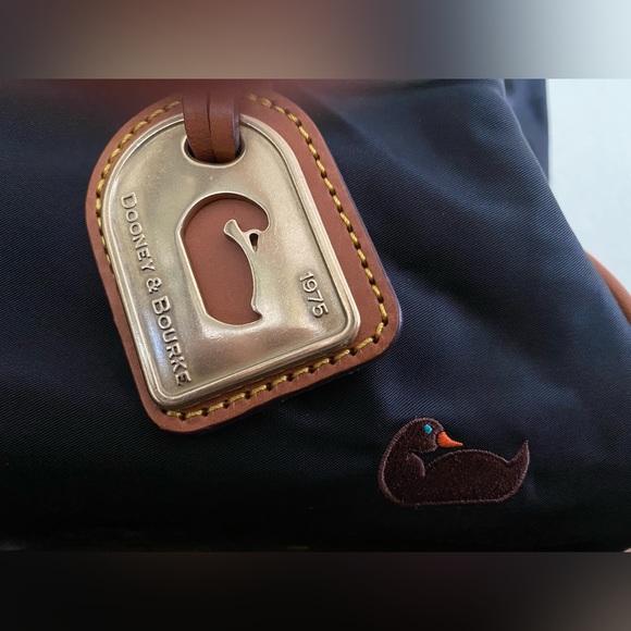 Dooney & Bourke vintage handbag leather hot pink EC~ - Picture 2 of 16